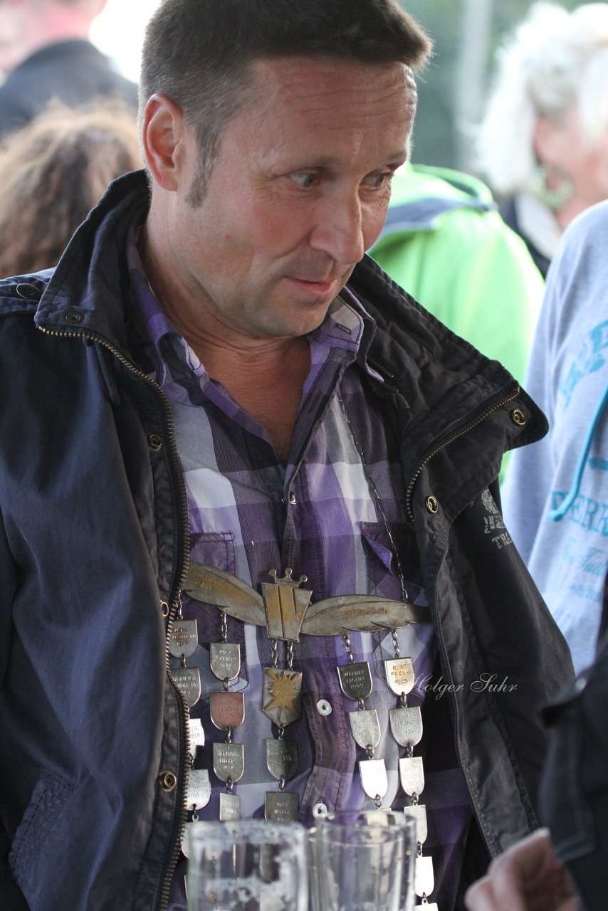 Bild 337 - Vogelschießen 2011